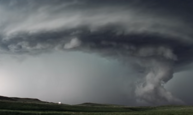 AccuWeather gebruikt Microsoft Dynamics 365 om klanten levensbelangrijke informatie in realtime te geven